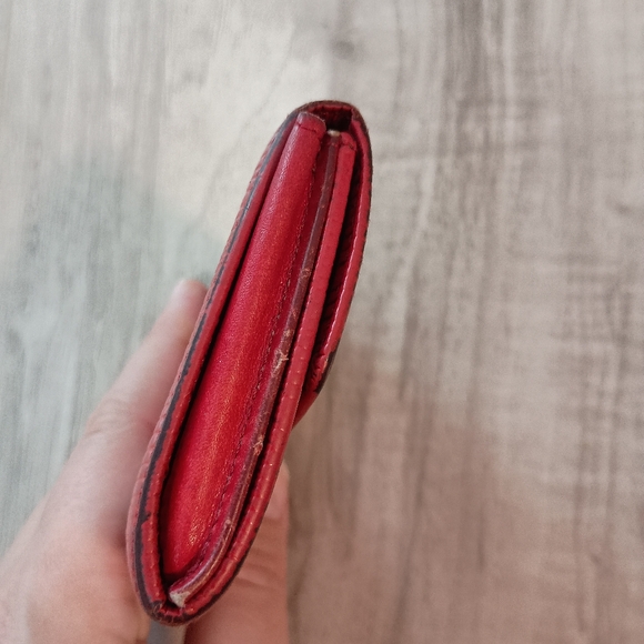 Louis Vuitton Red Leather Epi Change Pouch Coin Card Wallet - Picture 4 of 7